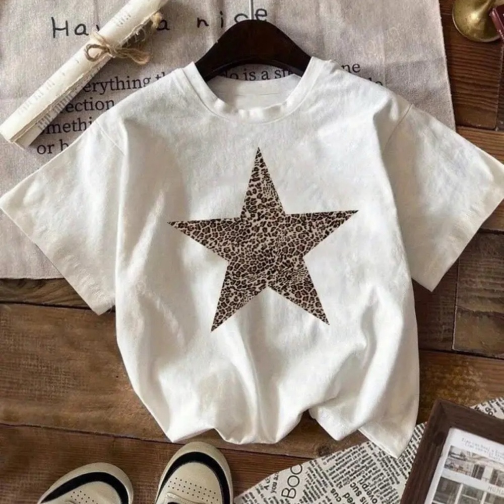 Star Leopard Print Design Tee Shirt White Cotton Size M Unisex